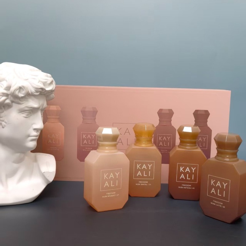 KAYALI Set di Profumi Unisex 4 - Perfume Fragrance Samples recensione e prezzo